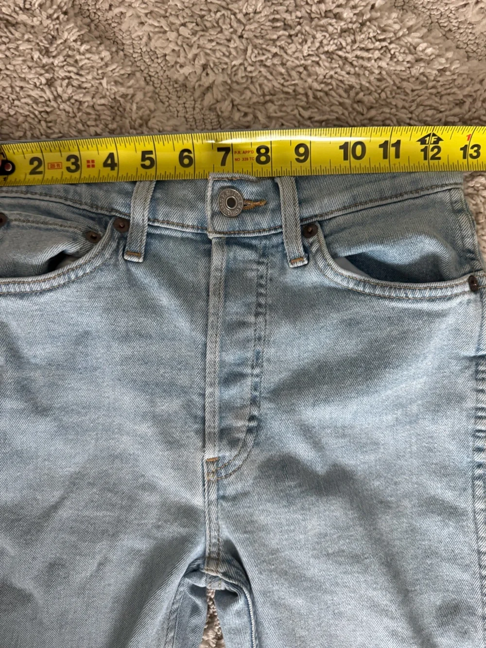 $250 RE/DONE Originals ’80s Slim Straight Jeans Light Wash Raw Hem Size 25